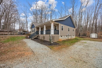 1011 Toad Hollow Ln, Mebane, NC 27302