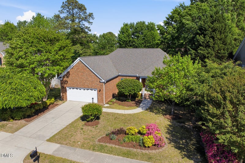 1011 Upchurch Farm Ln, Cary, NC 27519