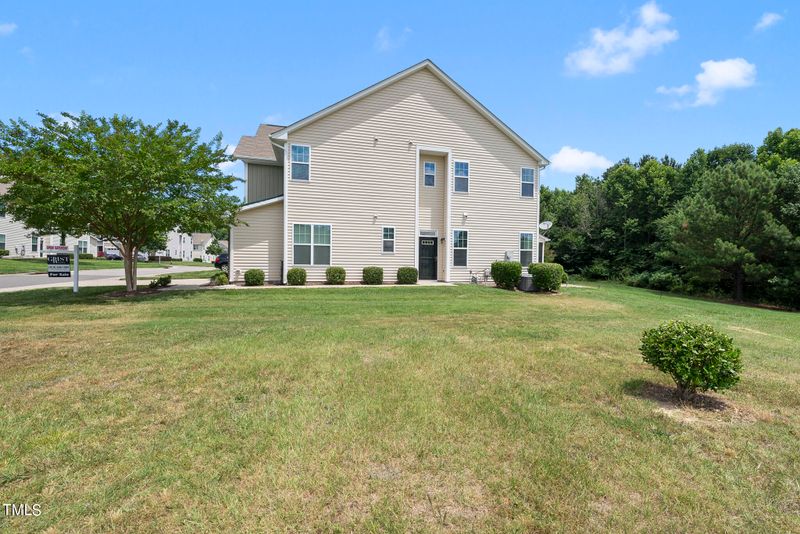 10110 Marleybone Dr, Raleigh, NC 27617