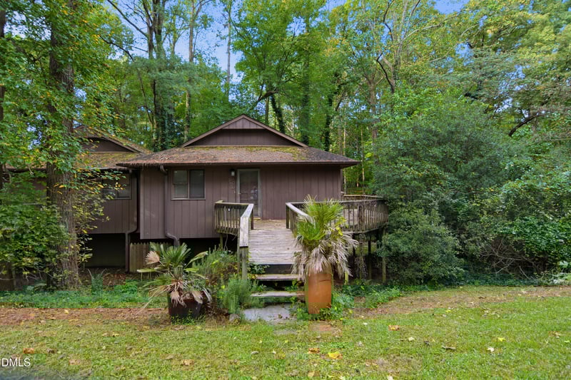 101103 Gregory Dr, Cary, NC 27513