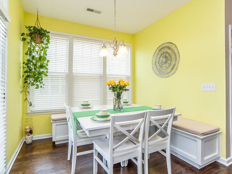 10111 Glen Autumn Rd, Raleigh, NC 27617