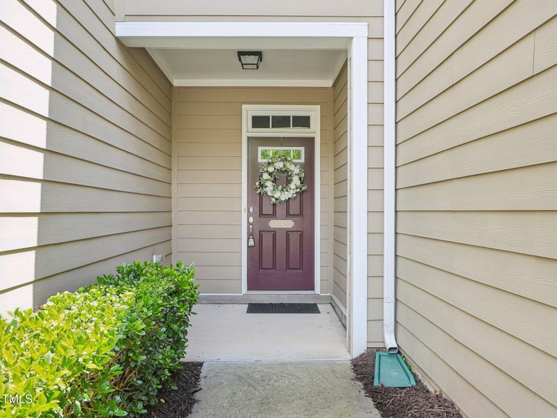 10112 Knotty Pine Ln, Raleigh, NC 27617