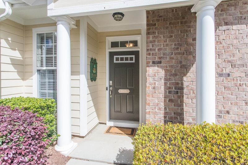10115 Falls Meadow Ct, Raleigh, NC 27617