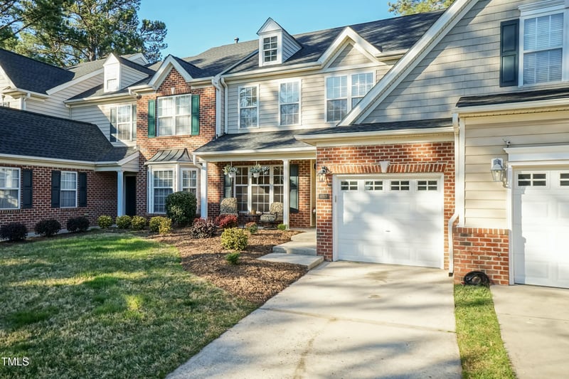 10115 Mizner Ln, Raleigh, NC 27617