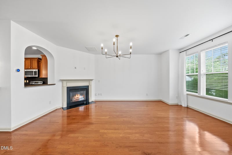 10116 Glen Autumn Rd, Raleigh, NC 27617
