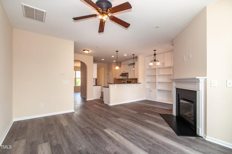10119 Glen Autumn Rd, Raleigh, NC 27617