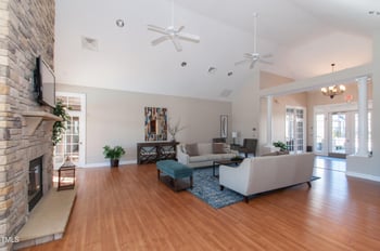 10119 Glen Autumn Rd, Raleigh, NC 27617