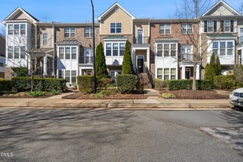 10119 Glen Autumn Rd, Raleigh, NC 27617