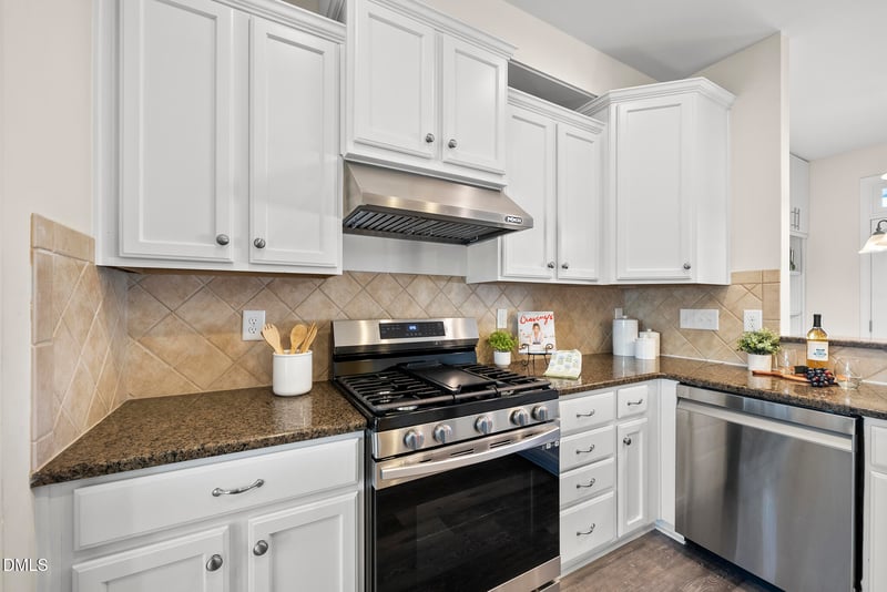 10119 Glen Autumn Rd, Raleigh, NC 27617
