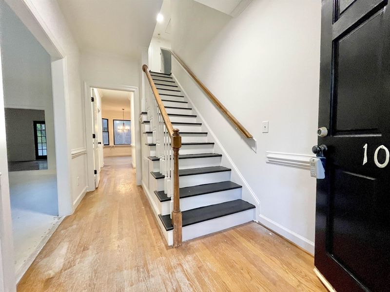 1012 W Abberley Ln, Apex, NC 27502