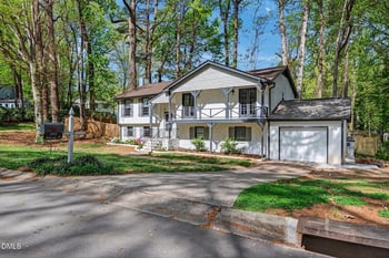 1012 Askham Dr, Cary, NC 27511