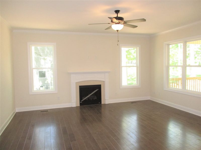 1012 Bluebell Ln, Wake Forest, NC 27587