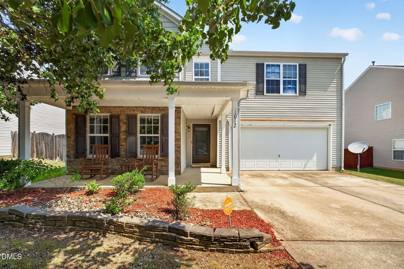 1012 Breeze Ln, Clayton, NC 27520