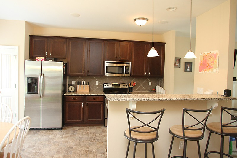 1012 Bridlemine Dr, Fuquay Varina, NC 27526