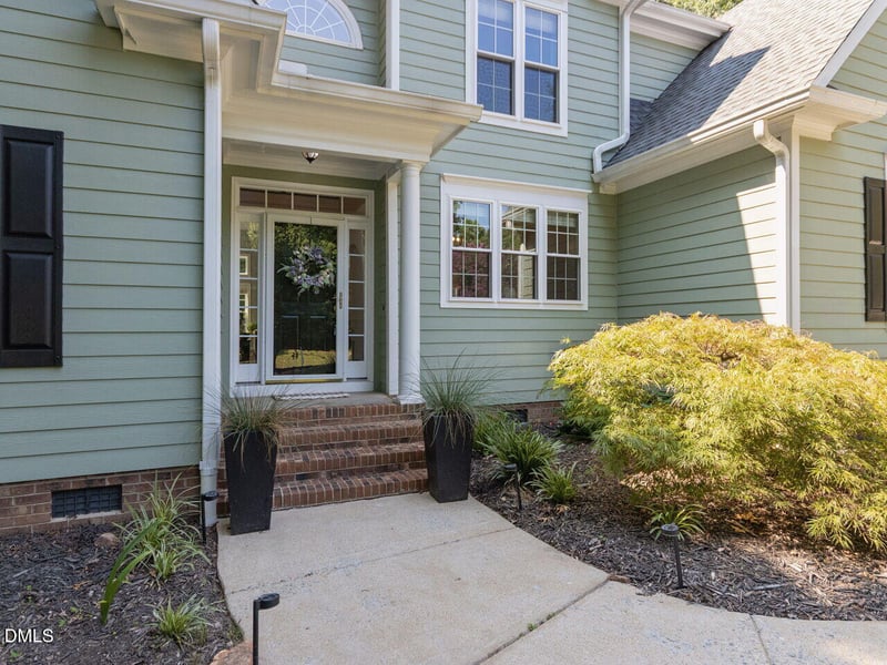 1012 Chesters Hollow Dr, Raleigh, NC 27603
