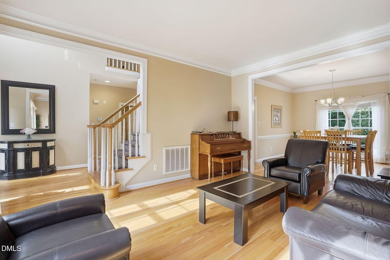 1012 Clatter Ave, Wake Forest, NC 27587