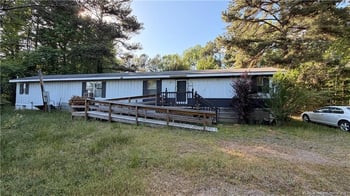 1012 Dycus Rd, Sanford, NC 27330