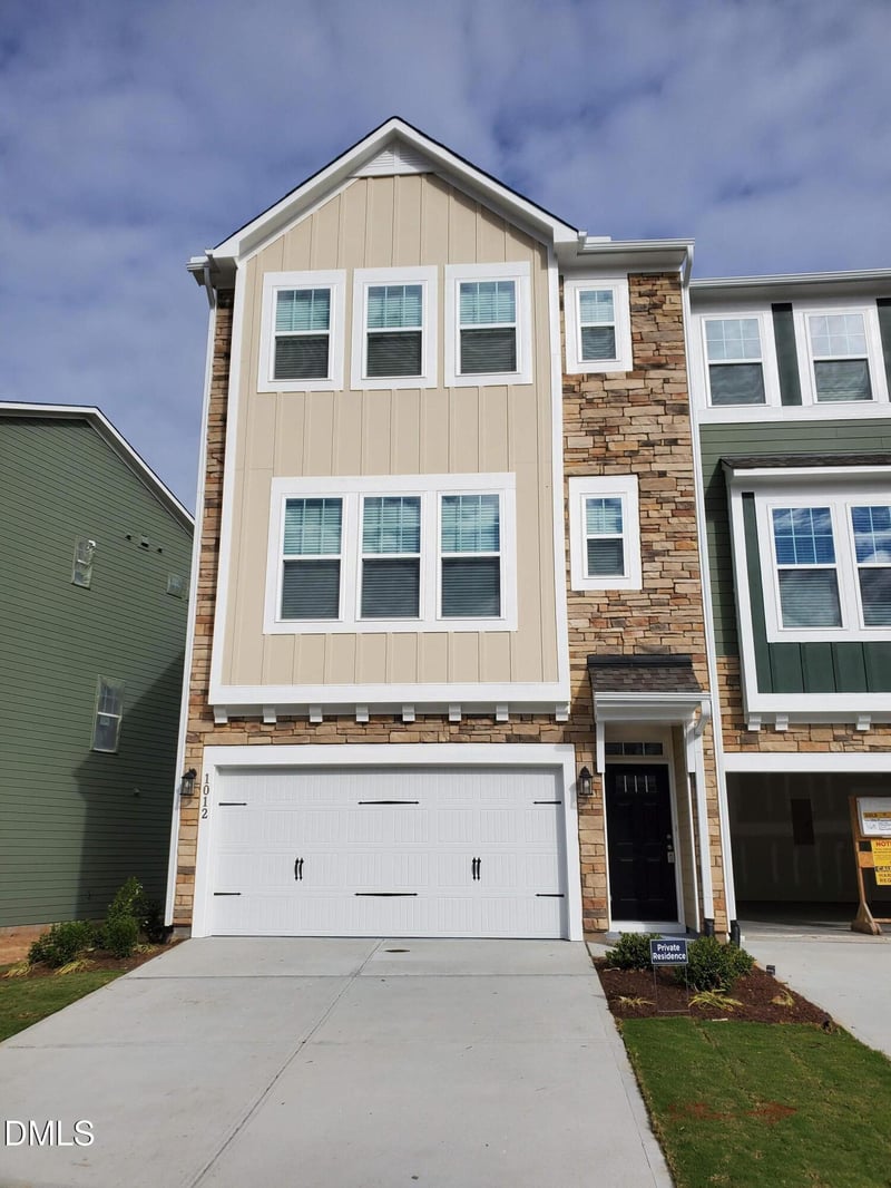 1012 Freeport Dr, Durham, NC 27703