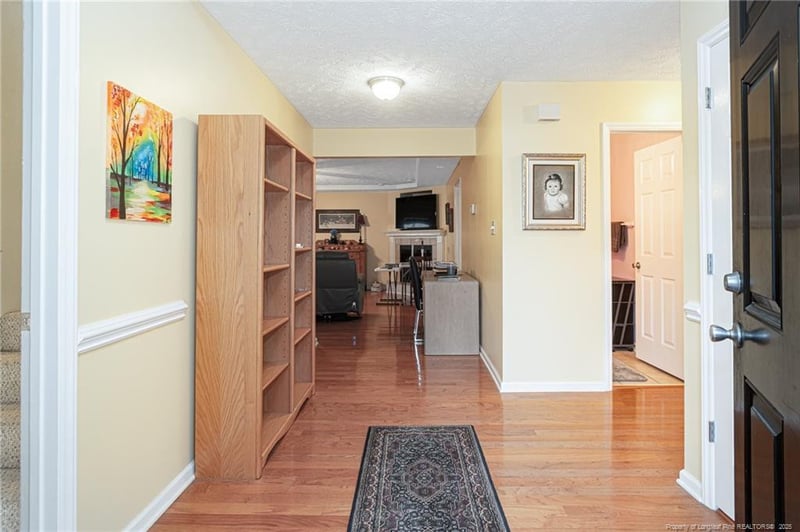 1012 Greenhouse Dr, Hope Mills, NC 28348