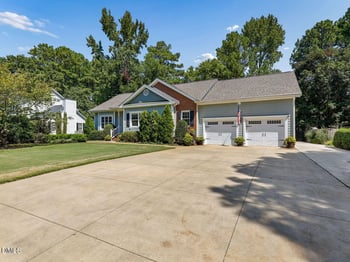 1012 Hadrian Dr, Garner, NC 27529