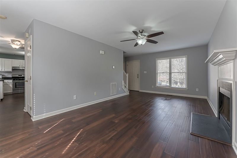 1012 Hawser Ct, Raleigh, NC 27606
