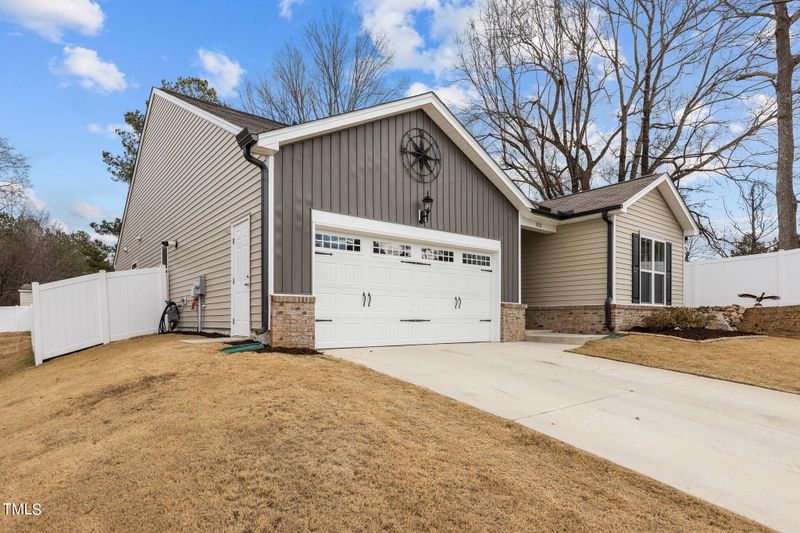 1012 Hazelmist Dr, Wake Forest, NC 27587