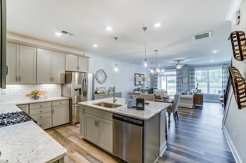 1012 Heartstone Way, Durham, NC 27713