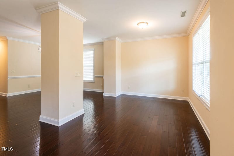 1012 Holland Bend Dr, Cary, NC 27519