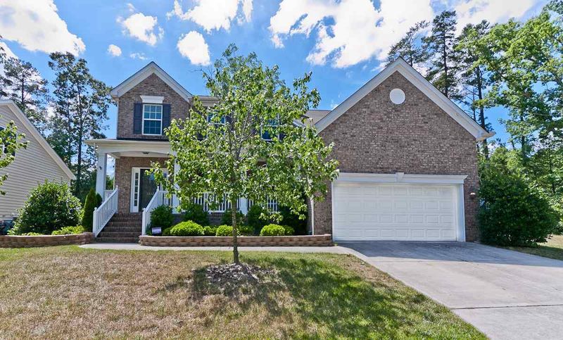 1012 Lakeview Rd, Durham, NC 27712