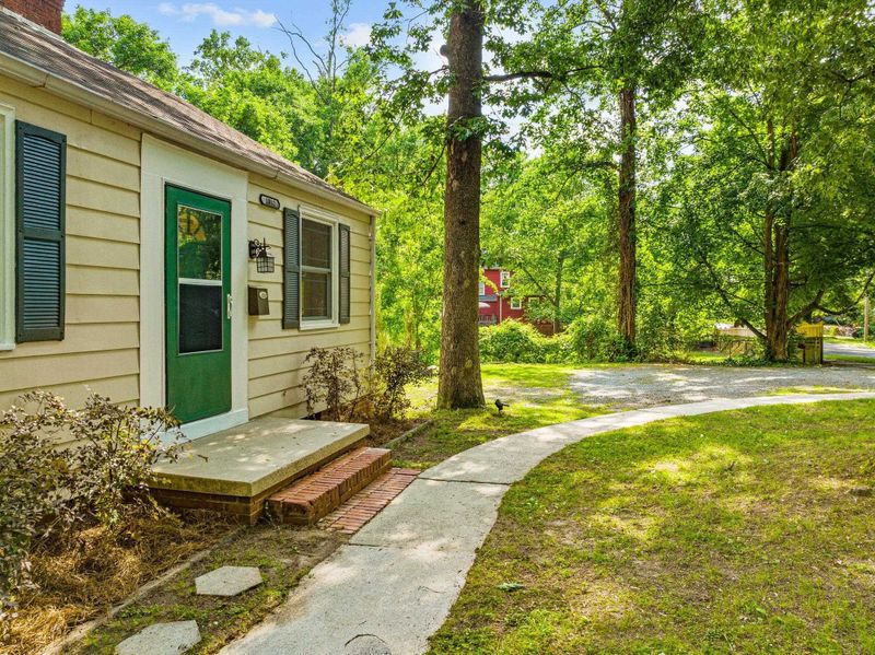 1012 W Lakewood Ave, Durham, NC 27707