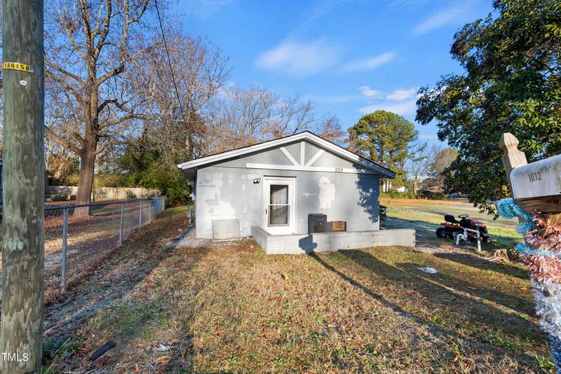 1012 S Layton Ave, Dunn, NC 28334