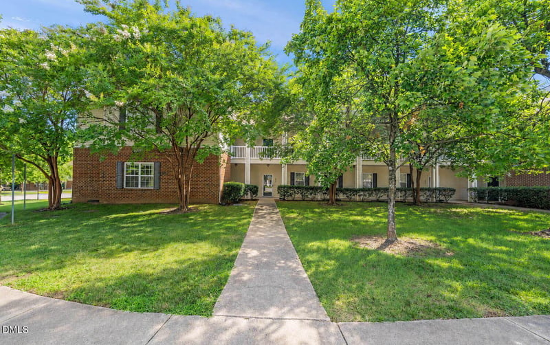 1012 Linen Dr, Morrisville, NC 27560
