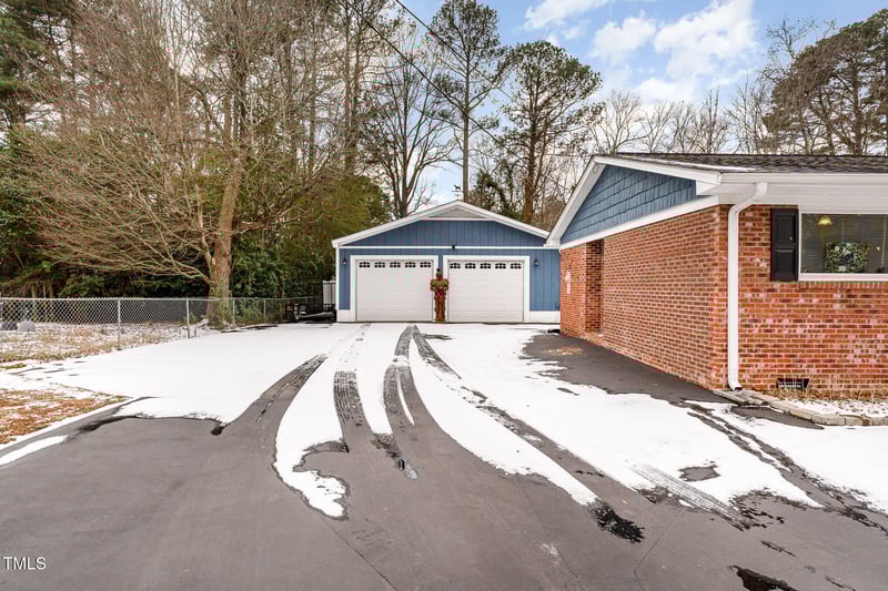 1012 Maple Ave, Apex, NC 27502