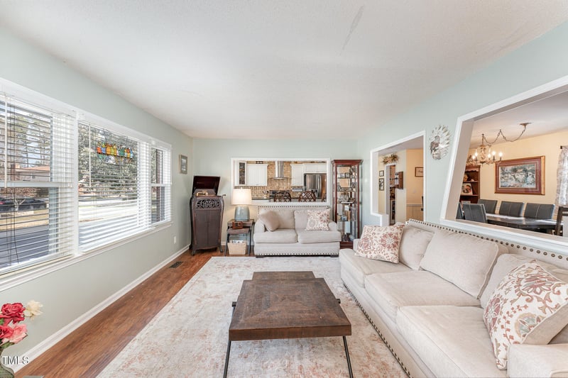 1012 Maple Ave, Apex, NC 27502
