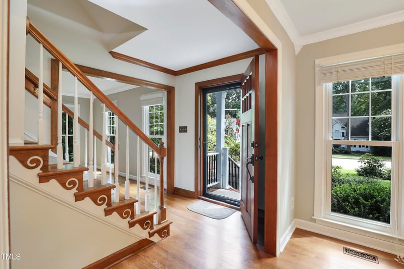 1012 New Dover Rd, Apex, NC 27502