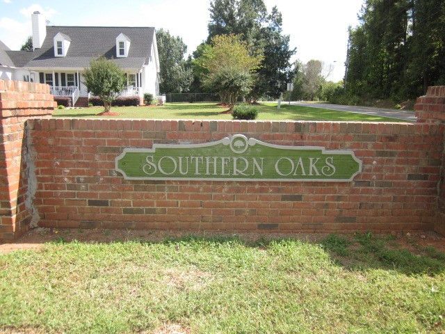 1012 Oak Twig Dr, Raleigh, NC 27603