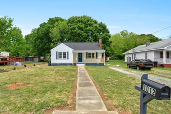 1012 Rainey St, Burlington, NC 27217