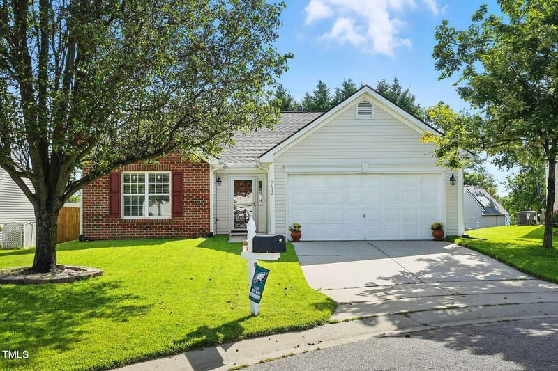 1012 Stormy Ln, Raleigh, NC 27610
