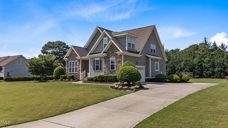 1012 Tavernier Knoll Ln, Raleigh, NC 27603