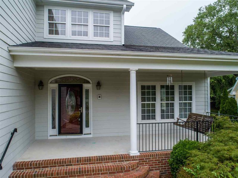 1012 Turnberry Ln, Clayton, NC 27520