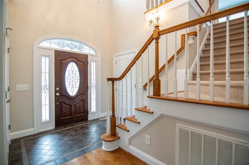 1012 Turnberry Ln, Clayton, NC 27520