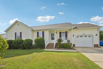 1012 Willhaven Dr, Fuquay Varina, NC 27526