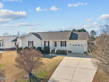 1012 Willhaven Dr, Fuquay Varina, NC 27526