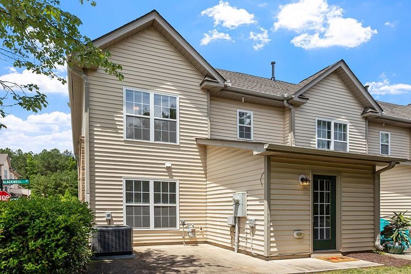 10120 Blackwell Dr, Raleigh, NC 27617