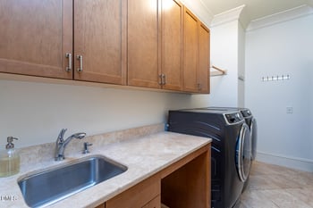 10120 Lobley Hill Ln, Raleigh, NC 27613