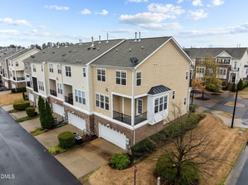 10122 Glen Autumn Rd, Raleigh, NC 27617