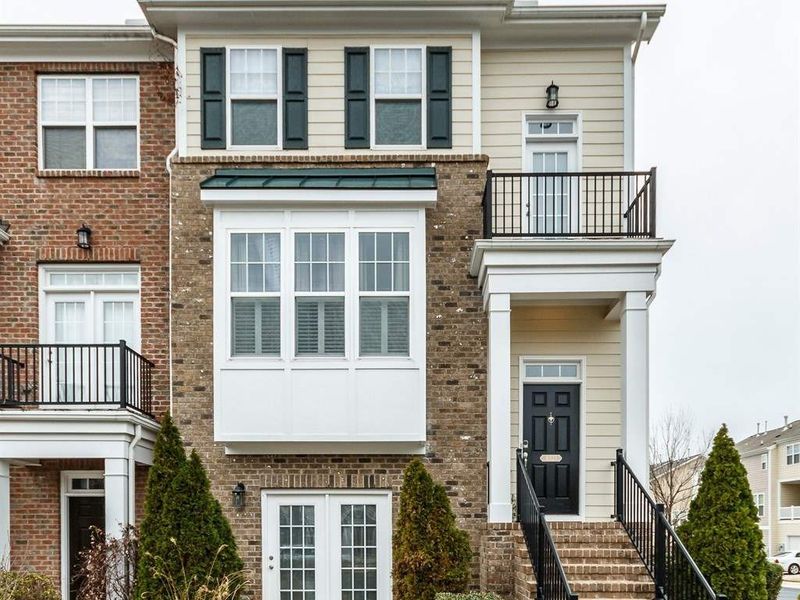 10123 Glen Autumn Rd, Raleigh, NC 27617