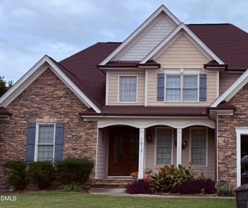 1013 Black River Dr, Zebulon, NC 27597