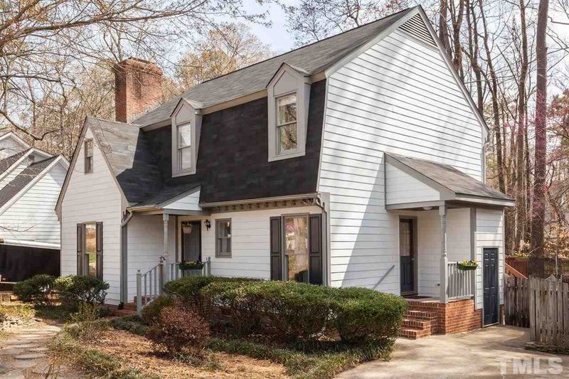 1013 Chimney Hill Dr, Apex, NC 27502