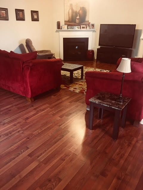 1013 Collington Dr, Mebane, NC 27302